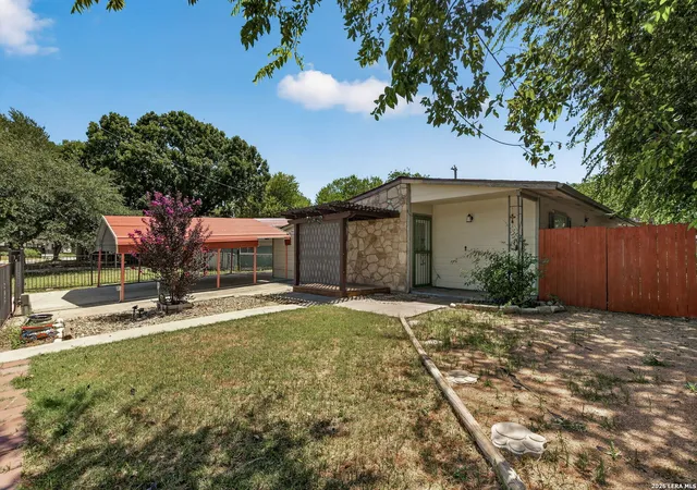 3rd image of 158 Lelani St, San Antonio, TX 78242 | MLS# 1999751