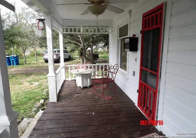 Photo 3 of Single family home for sale at 104   106 N Harrison Street, Beeville, TX 78102 | MLS# 1999757 | Listing updated on 2026-07-23