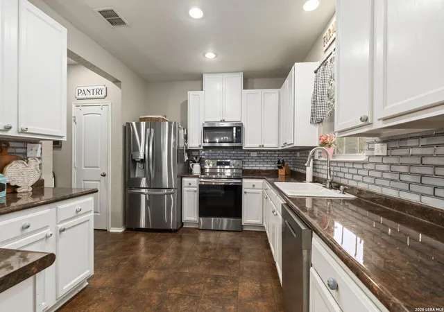 4th image of 136 Lilly Crk, Boerne, TX 78006 | MLS# 1999761
