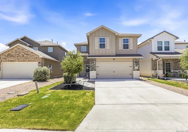 Photo 3 of Single family home for sale at 2938 Brogan Crk, New Braunfels, TX 78130 | MLS# 1999763 | Listing updated on 2026-09-17