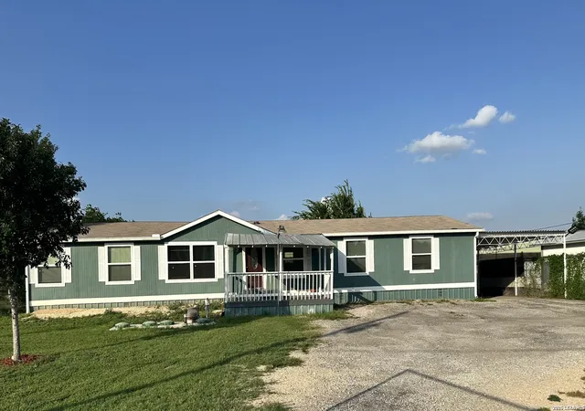 2nd image of 162 Sassman Rd, Marion, TX 78124 | MLS# 1999766