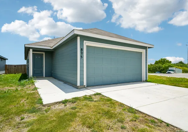 1st image of 825 Day Break Dr, Marion, TX 78124 | MLS# 1999824