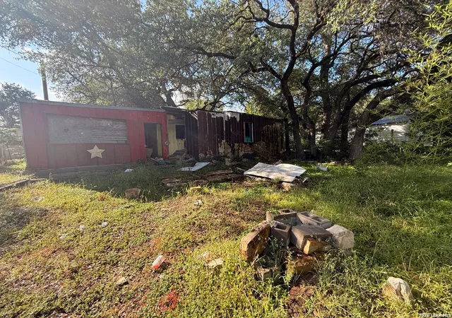 Homes for sale in Canyon Lake, TX | 626 La Cresta Dr, Canyon Lake, TX 78133 | MLS# 1999826
