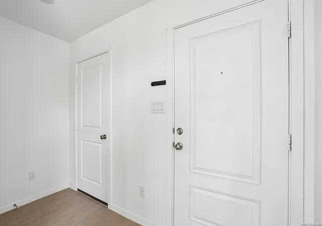 5th image of 821 Day Break Dr, Marion, TX 78124 | MLS# 1999827