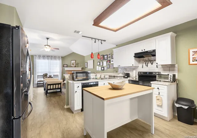Photo 4 of Single family home for sale at 14203 Before Dawn, San Antonio, TX 78248 | MLS# 1999847 | Listing updated on 2026-07-27