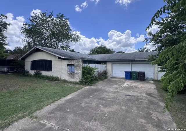 Photo 1 of Single family home for sale at 4232 Chestnuthill Dr, San Antonio, TX 78218 | MLS# 1999861 | Listing updated on 2026-09-07