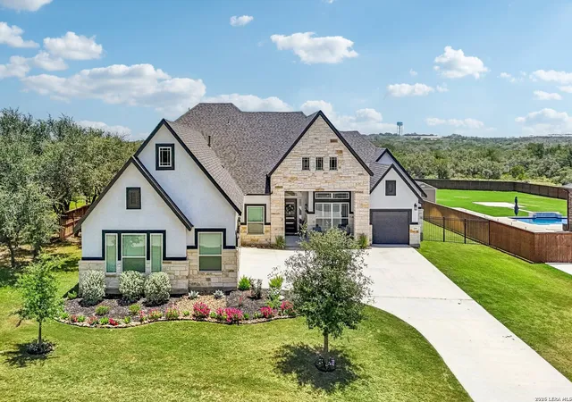 2nd image of 209 Englewood Ln, Castroville, TX 78009 | MLS# 1999890