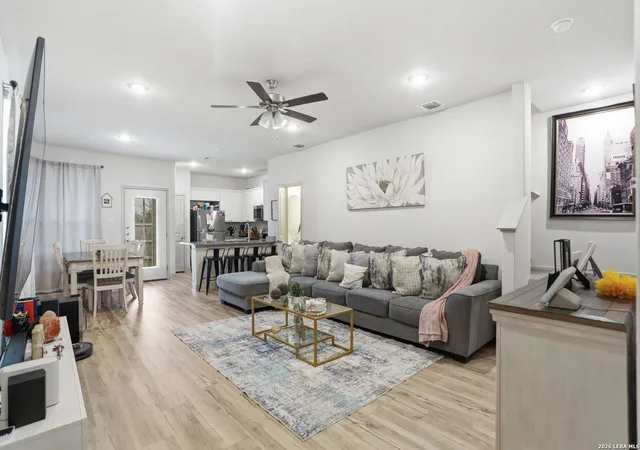 5th image of 13523 Tulipwood Nook, San Antonio, TX 78253 | MLS# 1999894