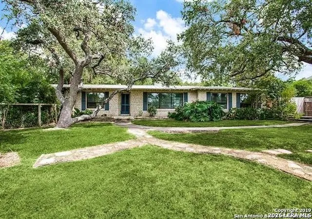 2nd image of 345 Burr Rd, Terrell Hills, TX 78209 | MLS# 1999921