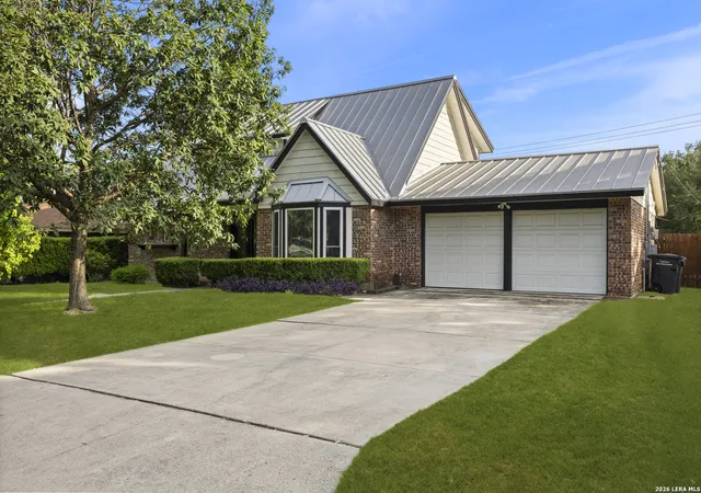 Photo 3 of Sale Pending at 10807 Mount Ida, San Antonio, TX 78213 | MLS# 1999942 | Listing updated on 2026-09-23