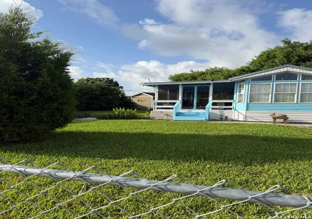 Homes for sale in Rockport, TX | 214 Catalina, Rockport, TX 78382 | MLS# 1999945