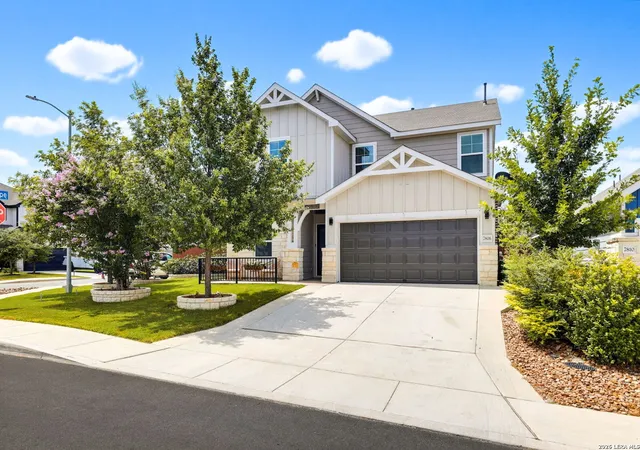 Photo 1 of Single family home for sale at 7806 Sycamore Hls, Boerne, TX 78015 | MLS# 1999956 | Listing updated on 2026-07-29