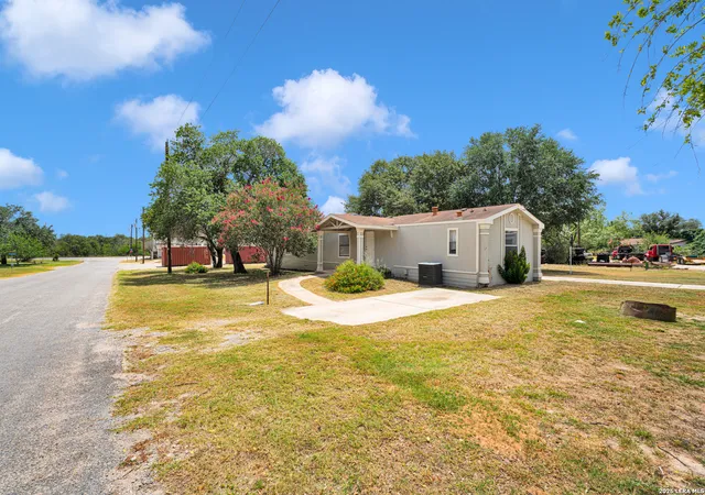2nd image of 113 9th St, Natalia, TX 78059 | MLS# 1999962