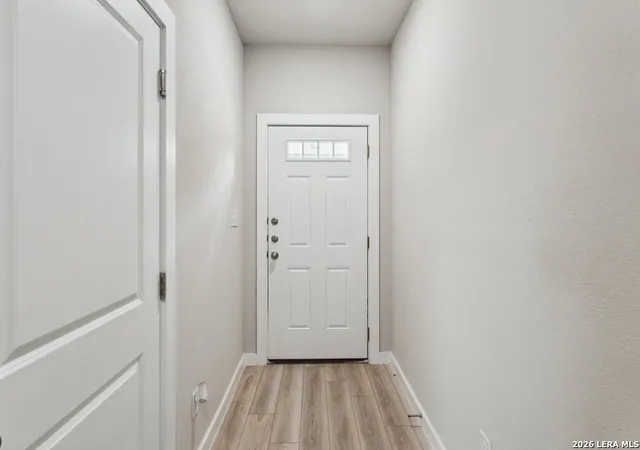 5th image of 21503 Sir Walter Ln #21503, San Antonio, TX 78256 | MLS# 1999987