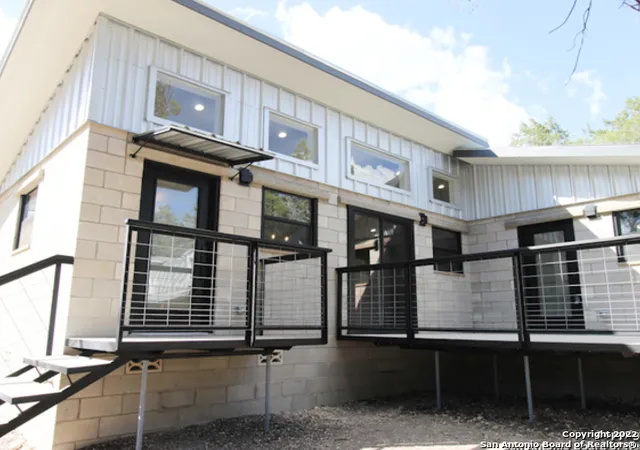 2nd image of 242 White Bass Dr, Lakehills, TX 78063 | MLS# 1999991