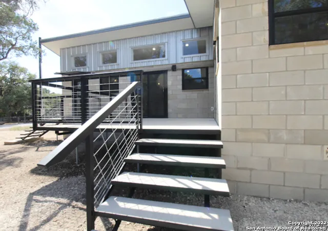 3rd image of 242 White Bass Dr, Lakehills, TX 78063 | MLS# 1999991