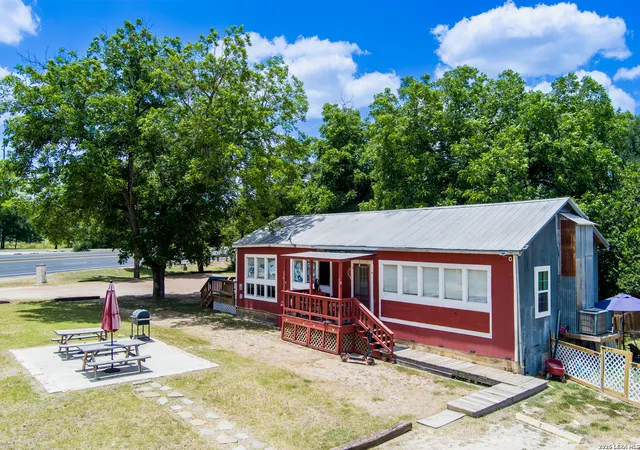 Photo 3 of Sale Pending at 7 Us Hwy 87, Comfort, TX 78013 | MLS# 1999997 | Listing updated on 2026-09-12