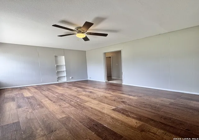 Photo 2 of Single family home for sale at 1923 Valencia, San Antonio, TX 78237 | MLS# 2000015 | Listing updated on 2026-09-18