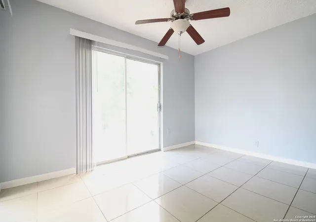 Photo 4 of Single family home for sale at 6827 Maple Springs St, San Antonio, TX 78249 | MLS# 2000040 | Listing updated on 2026-10-28
