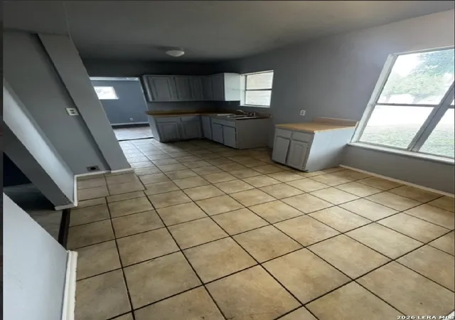 4th image of 2906 Jasper St, San Antonio, TX 78223 | MLS# 2000047
