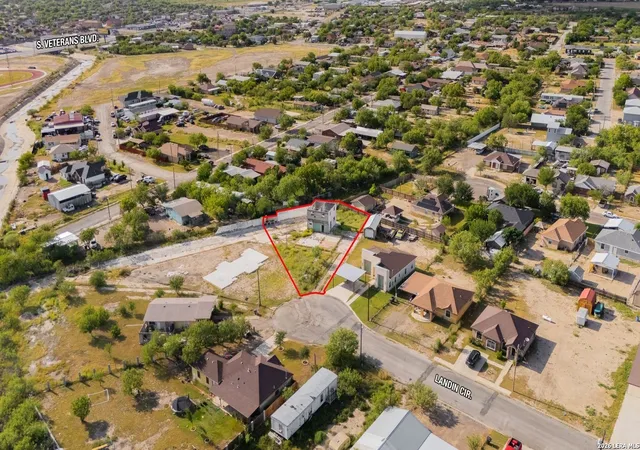 3rd image of 3091 Landin Cr, Eagle Pass, TX 78852 | MLS# 2000049