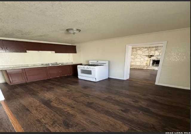 7th image of 115 Sun, San Antonio, TX 78204 | MLS# 2000051