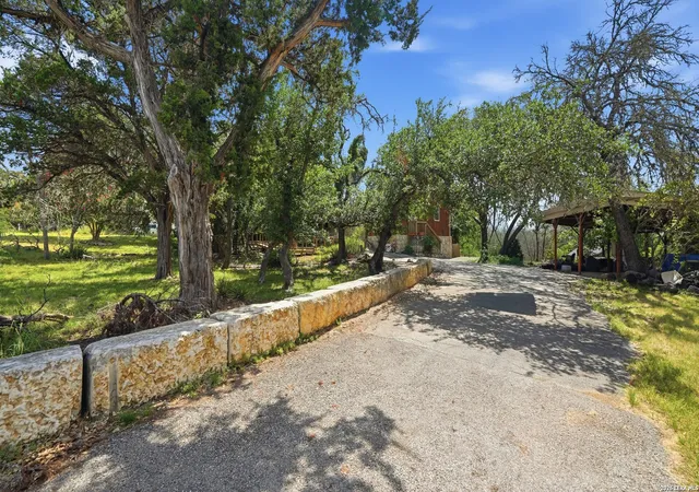 Photo 1 of Sale Pending at 1065 Ridge Oaks Dr, Boerne, TX 78006 | MLS# 2000056 | Listing updated on 2026-08-19