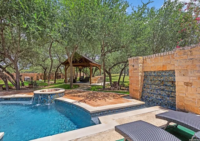 Photo 3 of Single family home for sale at 110 Western Oaks, New Braunfels, TX 78132 | MLS# 2000070 | Listing updated on 2026-09-09
