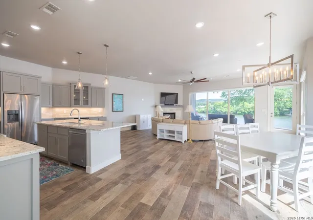 Photo 3 of Single family home for sale at 2228 Williams Lakeshore, Kingsland, TX 78639 | MLS# 2000094 | Listing updated on 2026-07-25