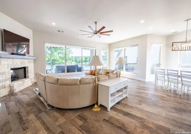 Photo 4 of Single family home for sale at 2228 Williams Lakeshore, Kingsland, TX 78639 | MLS# 2000094 | Listing updated on 2026-07-25