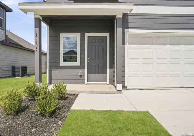 Photo 3 of Single family home for sale at 10307 Liberty Grove, San Antonio, TX 78224 | MLS# 2000147 | Listing updated on 2026-09-10