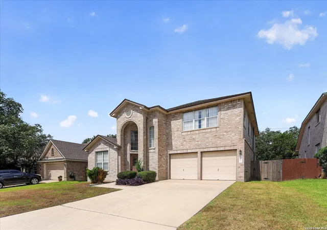 Photo 3 of Single family home for sale at 16635 Raven Glenn, San Antonio, TX 78248 | MLS# 2000153 | Listing updated on 2026-08-10