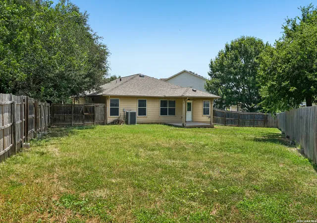 32nd image of 229 Hereford St, Cibolo, TX 78108 | MLS# 2000158