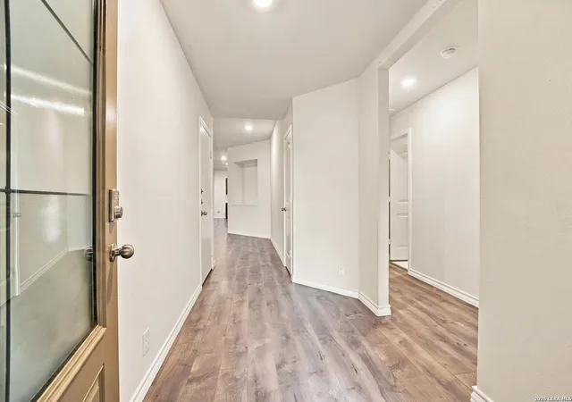 4th image of 13118 Desana Spgs, St. Hedwig, TX 78152 | MLS# 2000160
