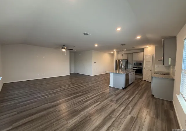 4th image of 438 Shelton Pass, Cibolo, TX 78108 | MLS# 2000163