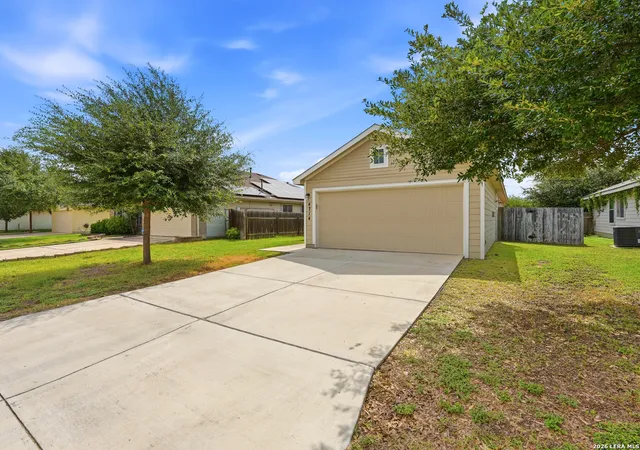 Photo 2 of Single family home for sale at 4714 Everett Loop, Converse, TX 78109 | MLS# 2000176 | Listing updated on 2026-10-06