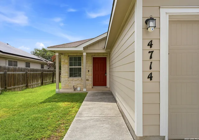 Photo 3 of Single family home for sale at 4714 Everett Loop, Converse, TX 78109 | MLS# 2000176 | Listing updated on 2026-10-06