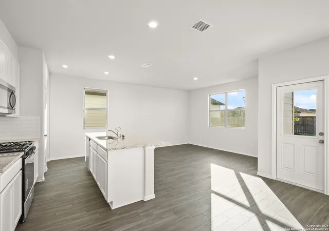 5th image of 4939 Blue Ranch, San Antonio, TX 78222 | MLS# 2000177