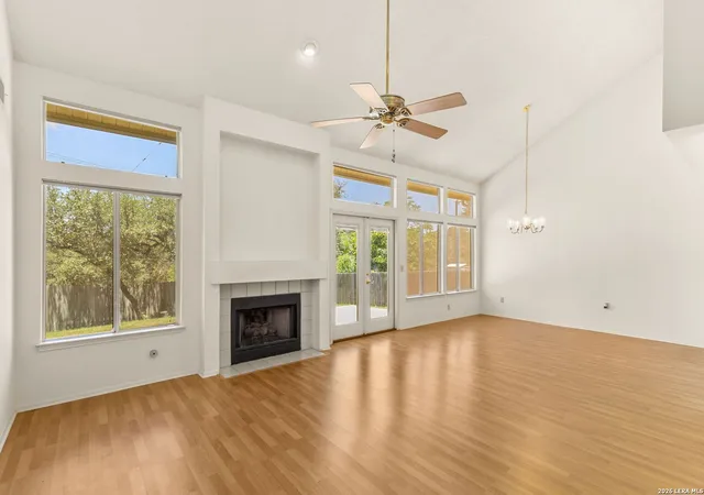4th image of 8603 Collingwood, Universal City, TX 78148 | MLS# 2000184