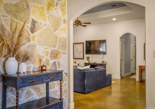 Photo 3 of Single family home for sale at 406 Williams Way, New Braunfels, TX 78130 | MLS# 2000189 | Listing updated on 2026-09-02