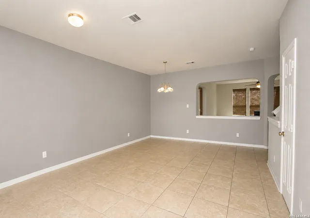 3rd image of 145 Springtree Gate, Cibolo, TX 78108 | MLS# 2000196
