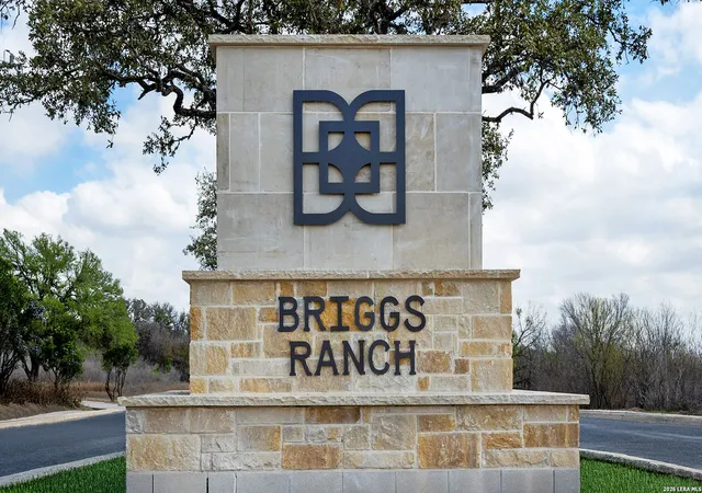 Photo 3 of Single family home for sale at 4010 Boxwood Green, San Antonio, TX 78222 | MLS# 2000212 | Listing updated on 2026-08-14