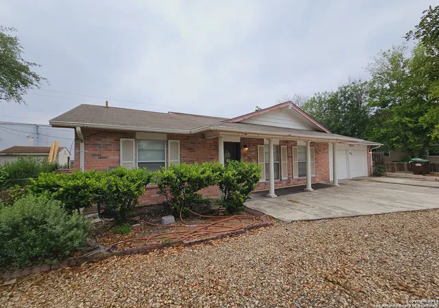 5th image of 6700 Yellow Rose St, San Antonio, TX 78238 | MLS# 2000231