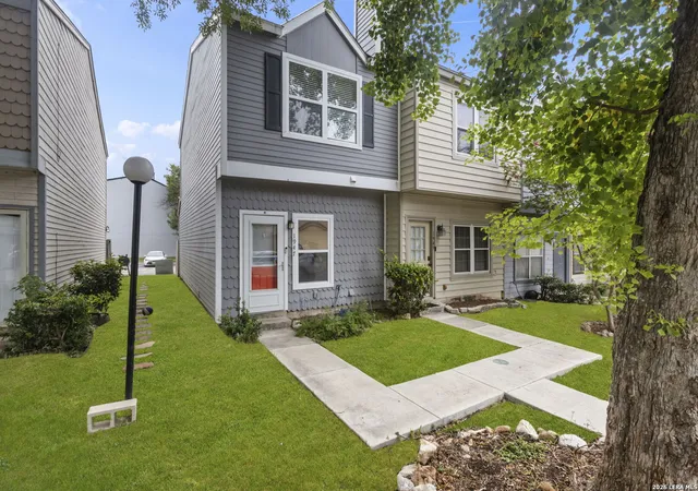 Photo 3 of Sale Pending at 1947 Budding Blvd, San Antonio, TX 78247 | MLS# 2000233 | Listing updated on 2026-09-02