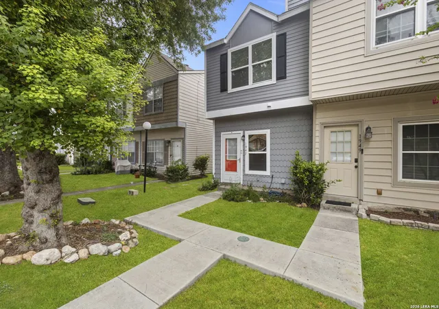 Photo 3 of Sale Pending at 1947 Budding Blvd, San Antonio, TX 78247 | MLS# 2000233 | Listing updated on 2026-09-02