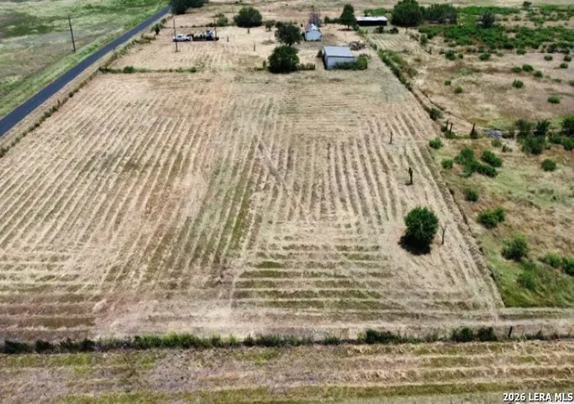 5th image of 165 County Road 307, Jourdanton, TX 78026 | MLS# 2000244