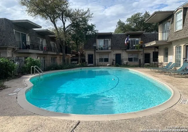 Listing Photo 1 - Condo for sale in building located at 170 De Chantle, San Antonio, TX 78201 - Unit #APT 501