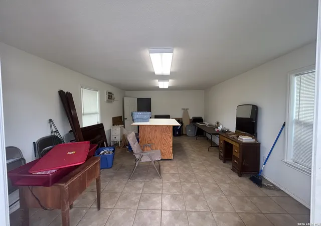 Photo 14 of Single family home for sale at 200 N Irvin St, Falls City, TX 78113 | MLS# 2000246 | Listing updated on 2026-07-25