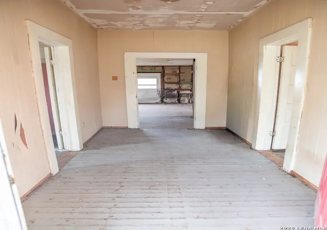 Photo 2 of Single family home for sale at 200 N Irvin St, Falls City, TX 78113 | MLS# 2000246 | Listing updated on 2026-07-25