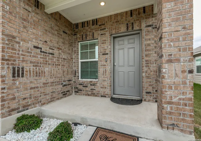 2nd image of 15719 Clove Spice Way, Von Ormy, TX 78073 | MLS# 2000266